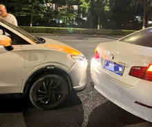 前车变道导致后车追尾是谁的责任